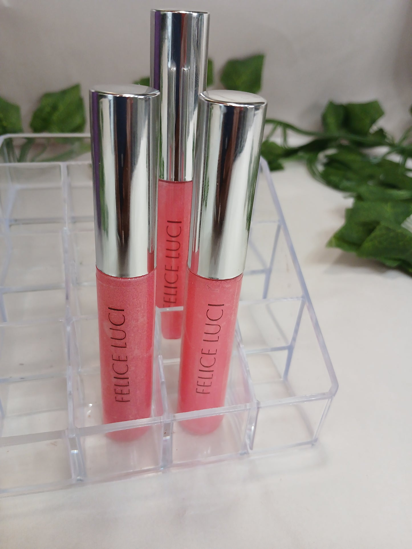 Color-Changing Shimmer Lip Gloss